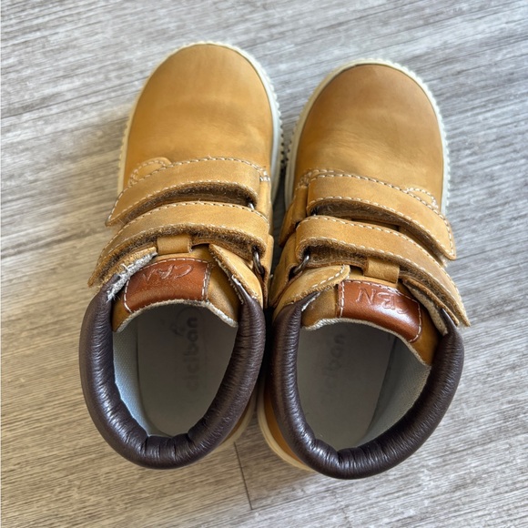 Brown Ciciban Shoes with Velcro Straps - Picture 2 of 8